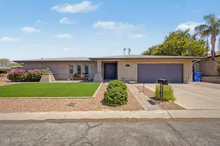 2802 E Mission Ln, Phoenix, AZ 85028 - Photo 1