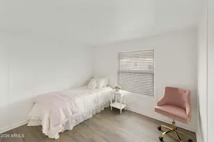 555 W Warner Rd, Chandler, AZ 85225 - Photo 23