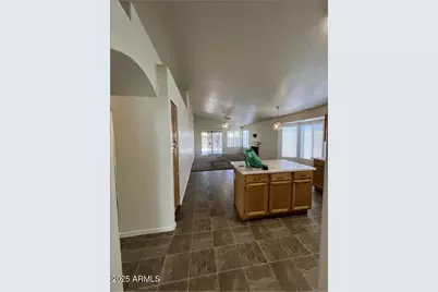 818 W Silver Creek Road, Gilbert, AZ 85233 - Photo 5