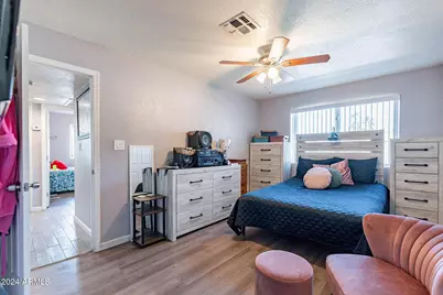 2022 W Aster Drive, Phoenix, AZ 85029 - Photo 13