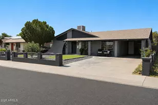 2022 W Aster Dr, Phoenix, AZ 85029 - Photo 1