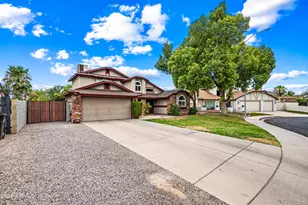 610 N Rosemont Cir, Mesa, AZ 85205 - Photo 3