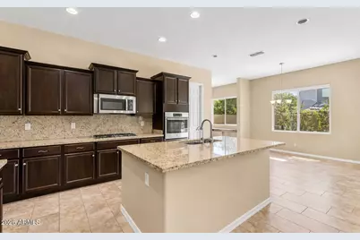 2827 E Muirfield Street, Gilbert, AZ 85298 - Photo 13