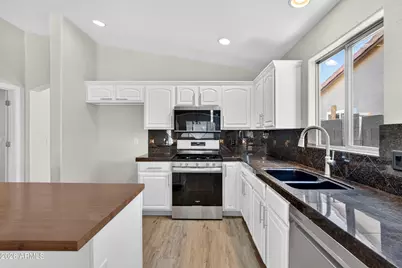 46007 W Amsterdam Road, Maricopa, AZ 85139 - Photo 15