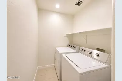 10032 W Devonshire Drive, Arizona City, AZ 85123 - Photo 11