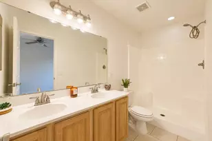 10032 W Devonshire Dr, Arizona City, AZ 85123 - Photo 7