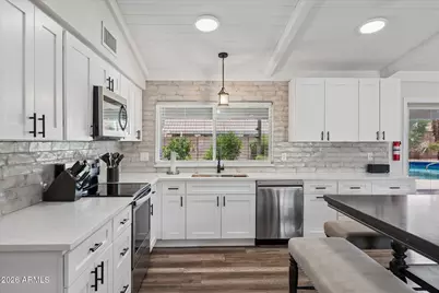 502 E Le Marche Avenue, Phoenix, AZ 85022 - Photo 13