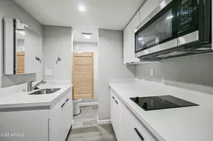 3025 N 32nd St, Phoenix, AZ 85018 - Photo 9
