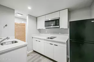 3025 N 32nd St, Phoenix, AZ 85018 - Photo 7