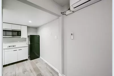 3025 N 32nd Street #Apt 7, Phoenix, AZ 85018 - Photo 5