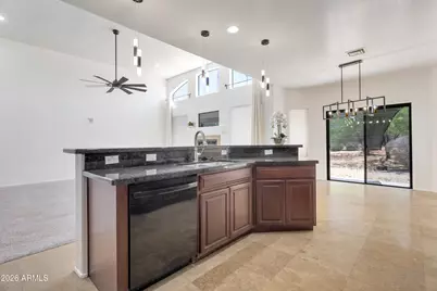 8809 S 10th Drive, Phoenix, AZ 85041 - Photo 13