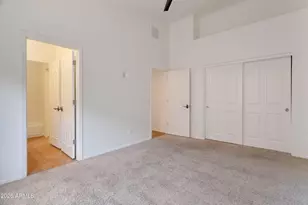 8809 S 10th Dr, Phoenix, AZ 85041 - Photo 33