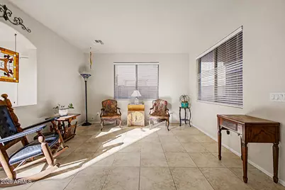 946 W Gascon Road, San Tan Valley, AZ 85143 - Photo 11
