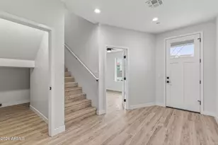 2601 E Clarendon Ave, Phoenix, AZ 85016 - Photo 5