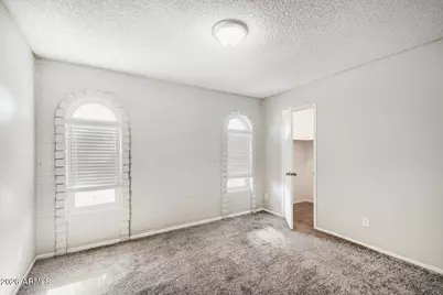 18237 N 34th Drive, Phoenix, AZ 85053 - Photo 11