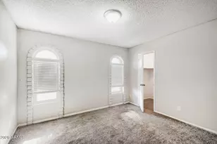 18237 N 34th Dr, Phoenix, AZ 85053 - Photo 11
