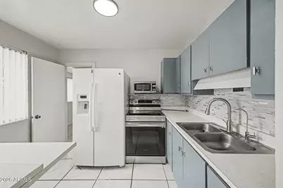 2549 W Rose Lane #A-113, Phoenix, AZ 85017 - Photo 9
