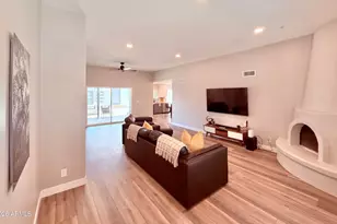 2645 E Vista Dr, Phoenix, AZ 85032 - Photo 3