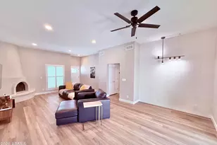 2645 E Vista Dr, Phoenix, AZ 85032 - Photo 5