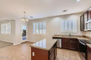 17456 W Mauna Loa Ln, Surprise, AZ 85388 - Photo 5
