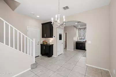 17764 W Mandalay Lane, Surprise, AZ 85388 - Photo 9