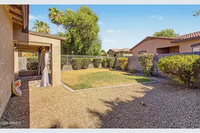 5207 W Paradise Drive, Glendale, AZ 85304 - Photo 31