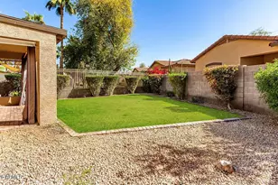5207 W Paradise Dr, Glendale, AZ 85304 - Photo 33