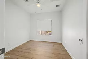 5207 W Paradise Dr, Glendale, AZ 85304 - Photo 27