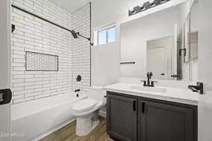 5207 W Paradise Dr, Glendale, AZ 85304 - Photo 23