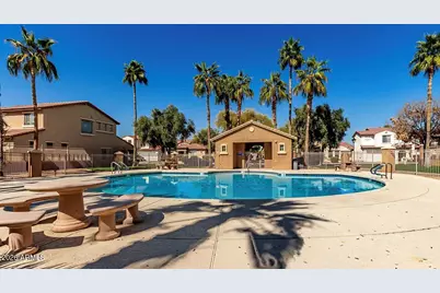 5207 W Paradise Drive, Glendale, AZ 85304 - Photo 43