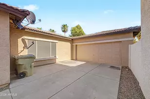 5207 W Paradise Dr, Glendale, AZ 85304 - Photo 37