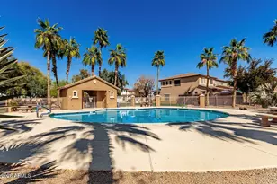 5207 W Paradise Dr, Glendale, AZ 85304 - Photo 45