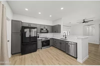 5207 W Paradise Drive, Glendale, AZ 85304 - Photo 3