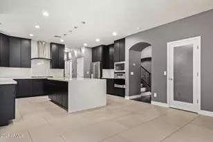 23111 N 40th Way, Phoenix, AZ 85050 - Photo 13