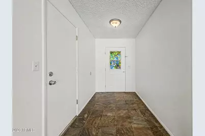 9021 W Hatcher Road, Peoria, AZ 85345 - Photo 7