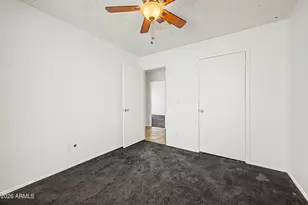 9021 W Hatcher Rd, Peoria, AZ 85345 - Photo 21