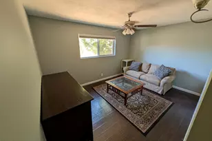 1039 E Larkspur Ln, Tempe, AZ 85288 - Photo 9