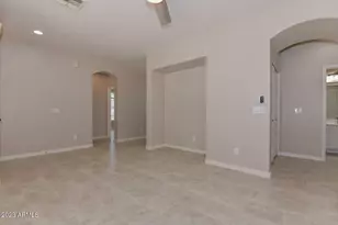 34718 N 25th Ln, Phoenix, AZ 85086 - Photo 9