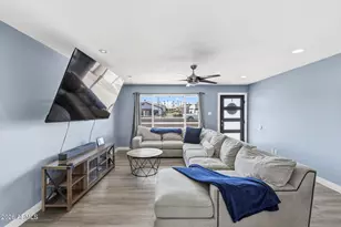 8137 E Indian School Rd, Scottsdale, AZ 85251 - Photo 21