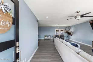 8137 E Indian School Rd, Scottsdale, AZ 85251 - Photo 15