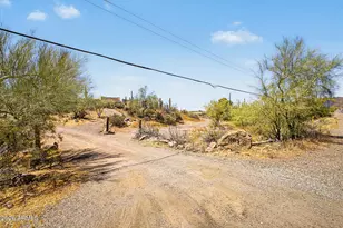 407 E Honda Bow Rd, Phoenix, AZ 85086 - Photo 5