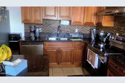 7810 N 37th Avenue, Phoenix, AZ 85051 - Photo 15