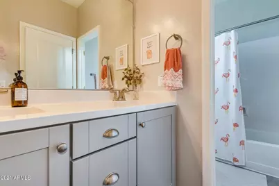 1942 S Sycamore Place, Chandler, AZ 85286 - Photo 13