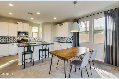 1942 S Sycamore Place, Chandler, AZ 85286 - Photo 5