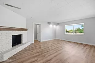 2515 S Palm Dr, Tempe, AZ 85282 - Photo 17