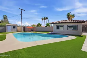 2515 S Palm Dr, Tempe, AZ 85282 - Photo 5