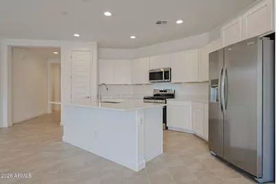 7832 W Hide Trail, Peoria, AZ 85383 - Photo 3