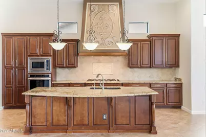 2312 N Steele Circle, Mesa, AZ 85207 - Photo 13