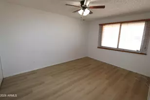 1910 E Manhatton Dr, Tempe, AZ 85282 - Photo 19