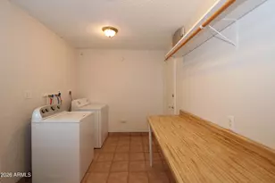 1910 E Manhatton Dr, Tempe, AZ 85282 - Photo 7